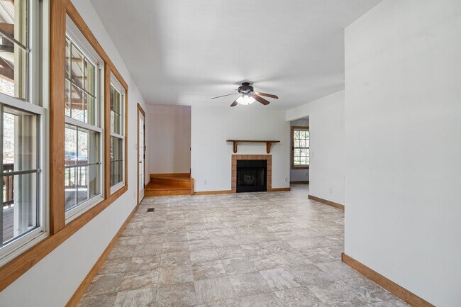 Building Photo - Fabulous Home near Silk Hope Chatham County - Cabin living close to Shakori