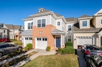 Building Photo - 3BR Open Floor Plan with Garage in Captain...