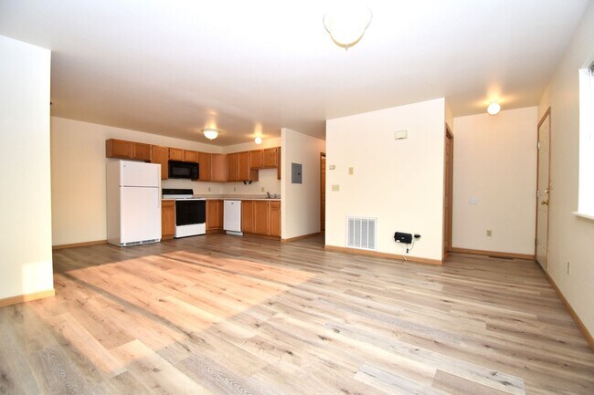Building Photo - 2491 Wheeler Dr