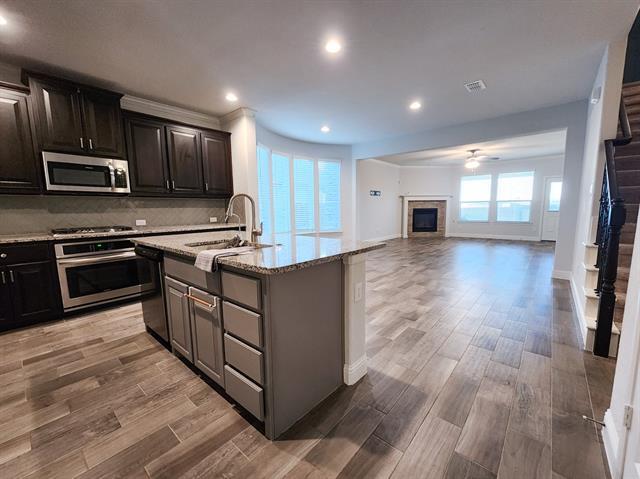 Building Photo - 1318 Byars Dr