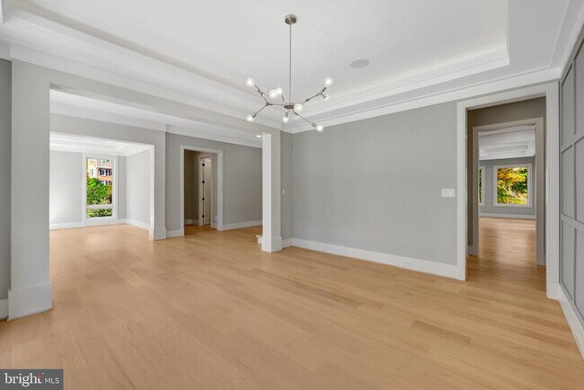 Building Photo - 6226 Kellogg Dr