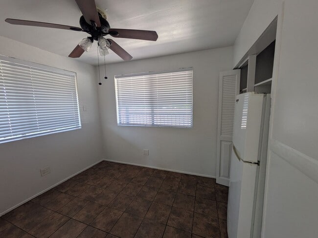 Building Photo - Studio ADU located behind a main house for...