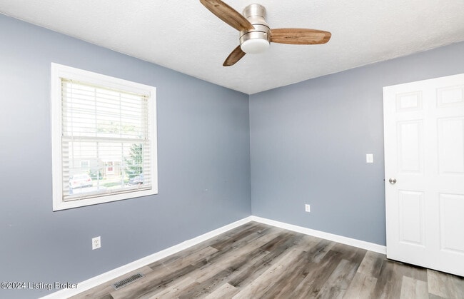 Building Photo - 120 Franklin Ave