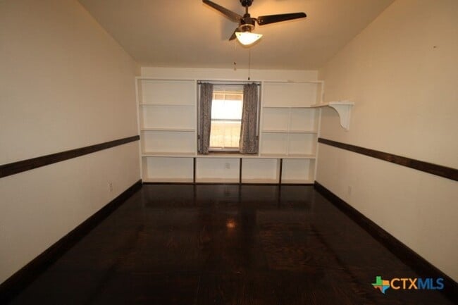 Building Photo - 2809 Connell St