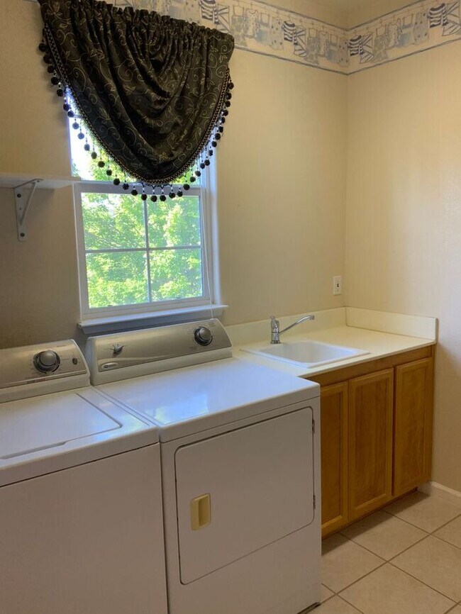 Building Photo - Sky Hawks finest just became available