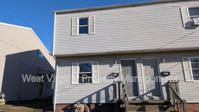 Building Photo - 1115 24th St