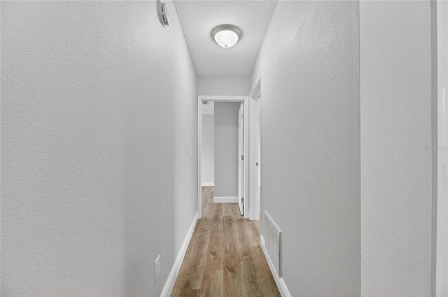 Building Photo - 519 Sweetleaf Dr