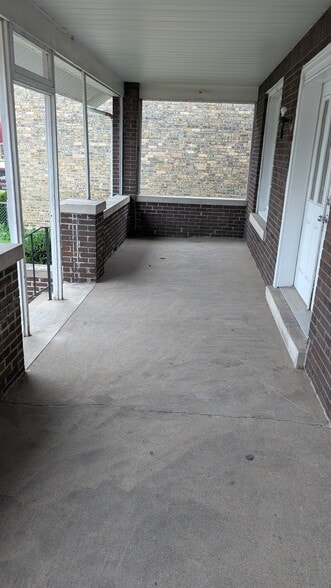 front porch - 2006 52nd St