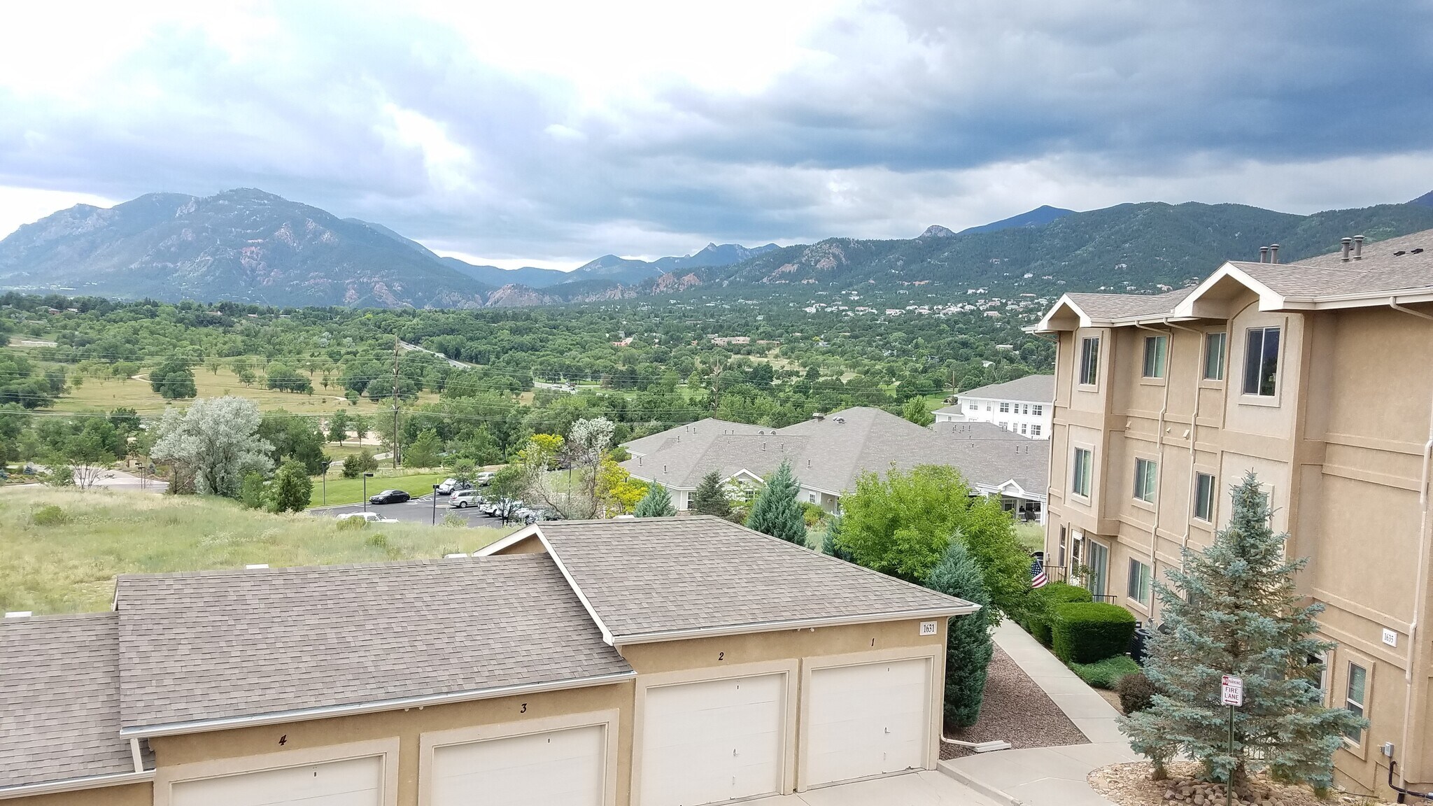 Building Photo - 1610 Little Bear Creek Pt