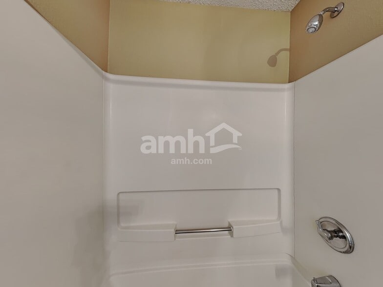 Building Photo - 13426 Allegiance Dr