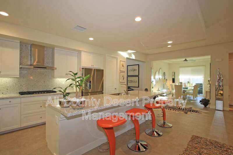Building Photo - 74565 Tesla Dr