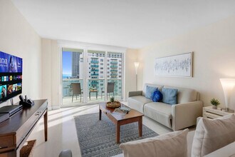 Building Photo - 3901 S Ocean Dr