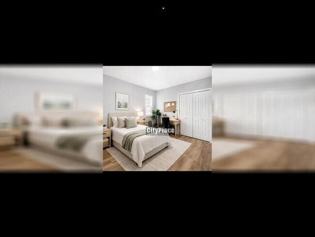 Building Photo - 2809 E Riverside Dr