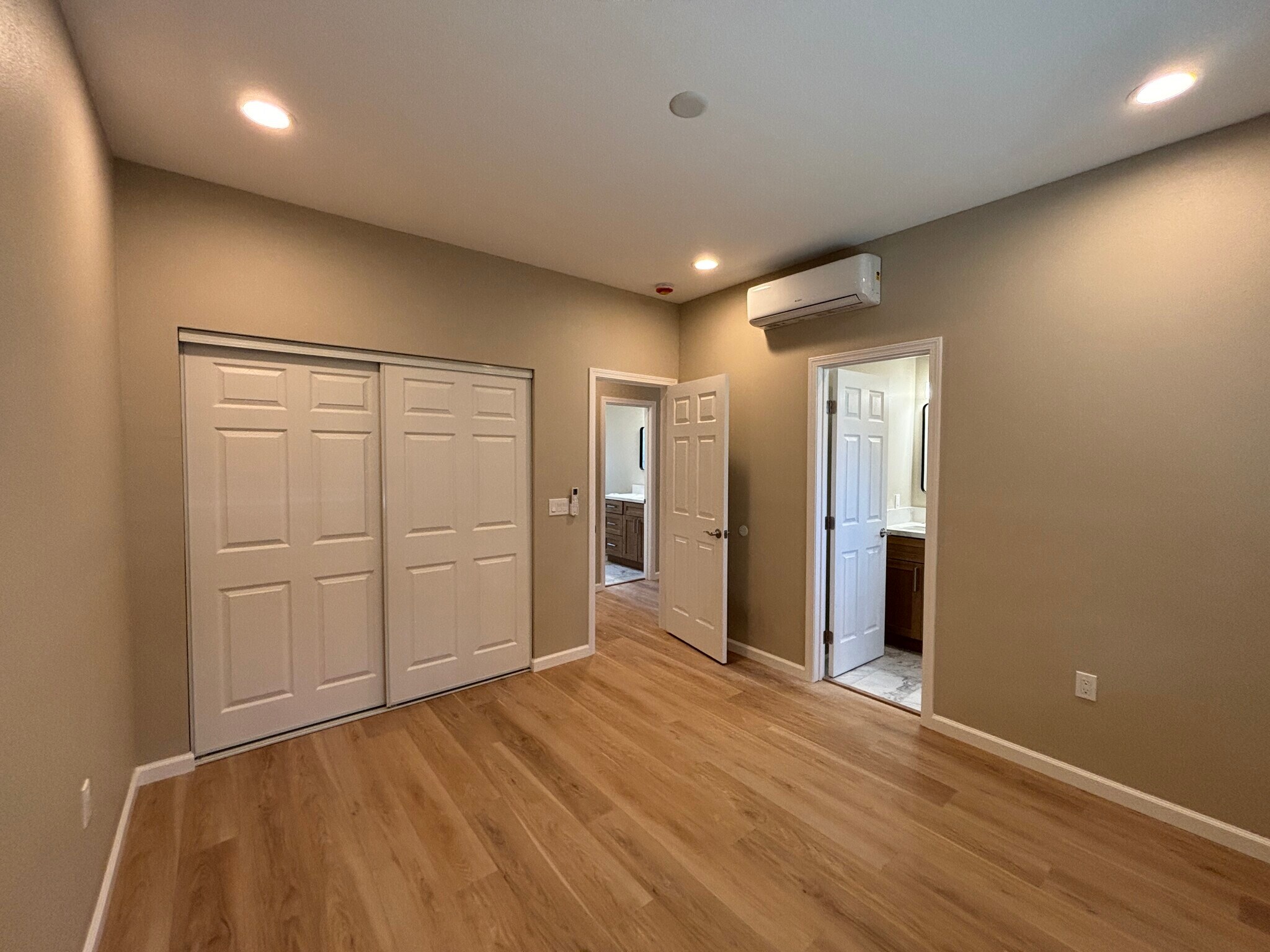 Building Photo - 4112 Pepper Dr