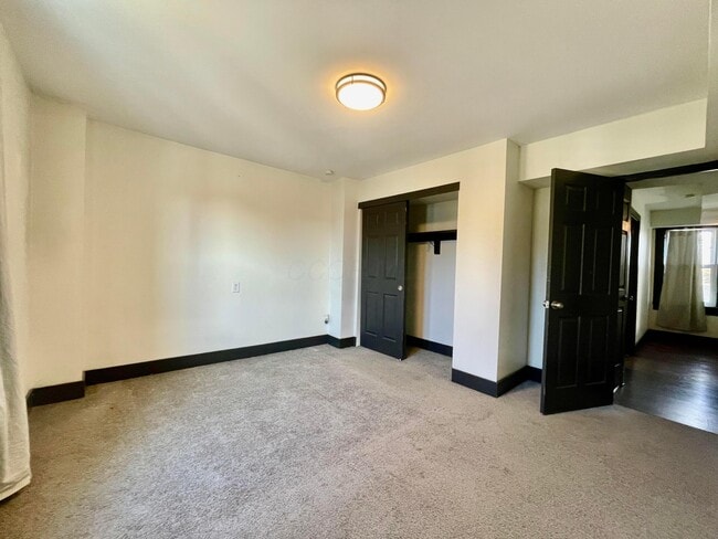 Building Photo - 28 N Princeton Ave