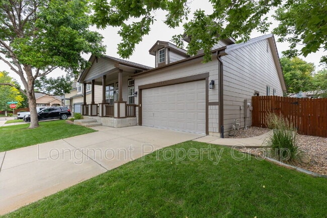 Building Photo - 1404 Tonkin Pl
