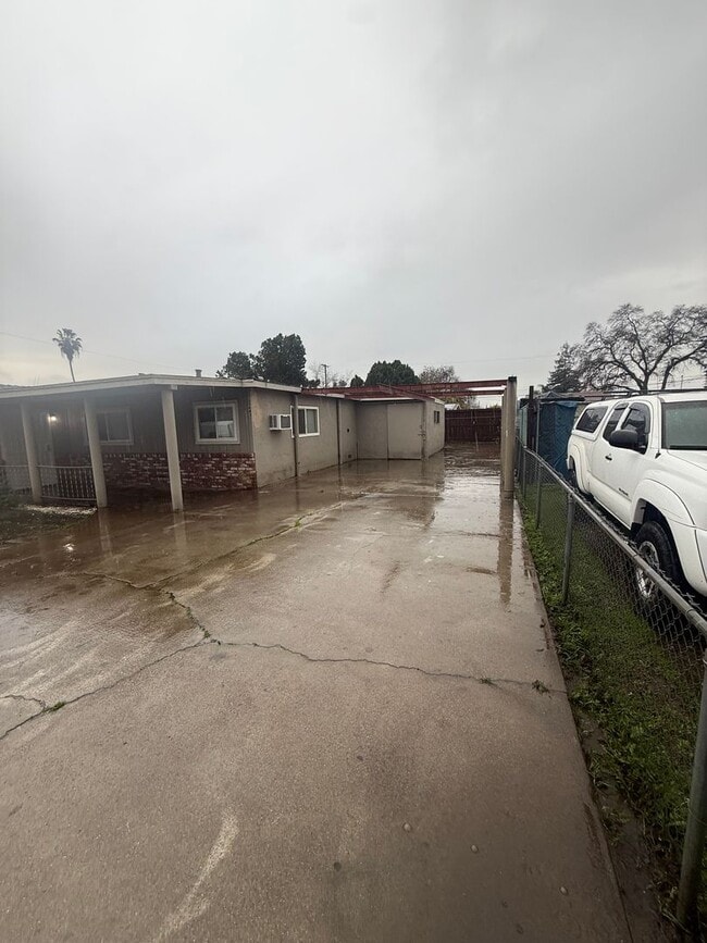 Building Photo - Available Soon!