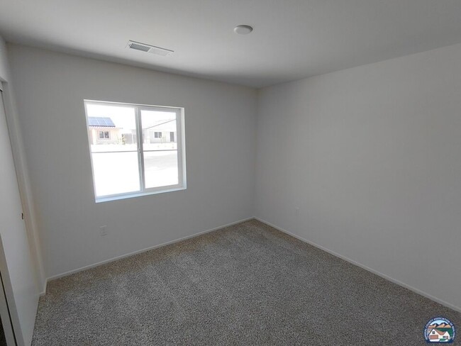 Building Photo - 475 Palomino Ct
