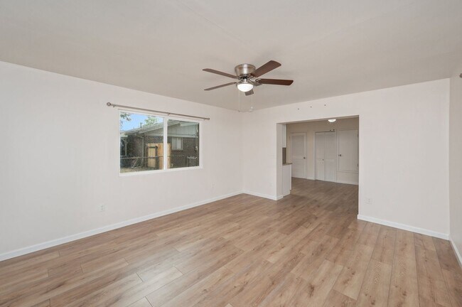 Building Photo - Renovated 3 bedroom house in Niceville!