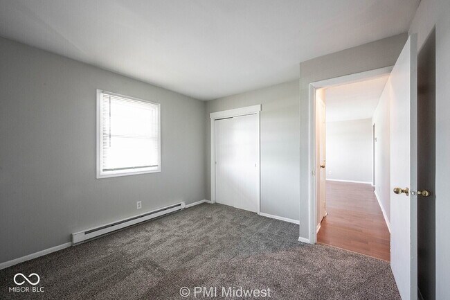 Building Photo - 4881 300W