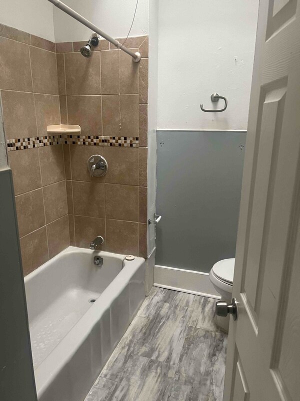 Building Photo - 2828 Ellicott Driveway