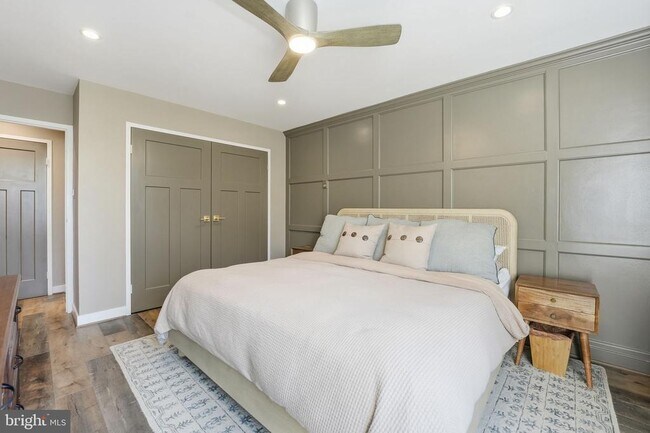 Building Photo - 4390 Lorcom Ln