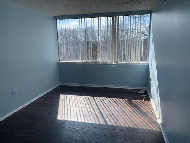 Building Photo - 1800 Metzerott Rd