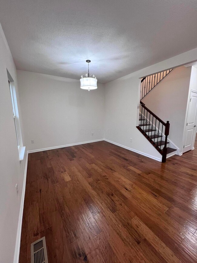 Building Photo - 7847 Aideen Ct