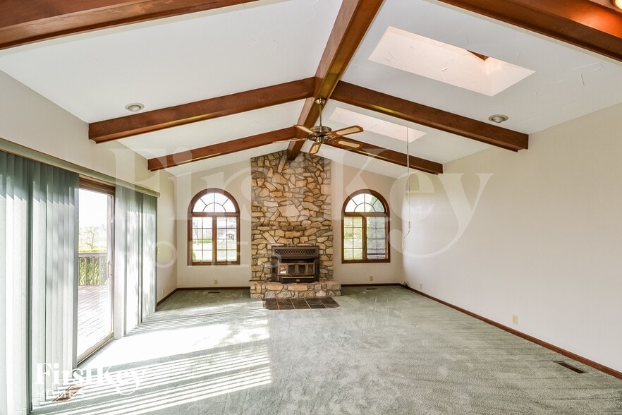 Building Photo - 5668 Eagle Nest Ct