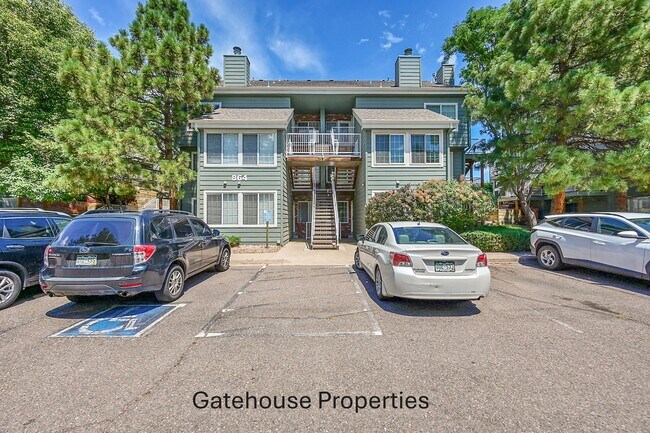 Building Photo - 864 S Reed Ct