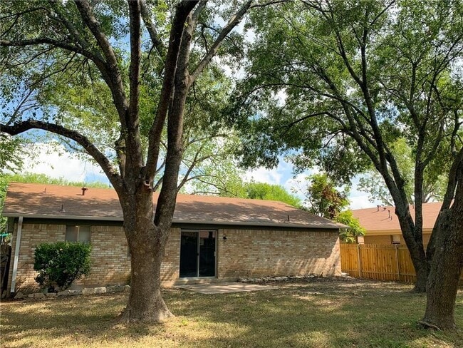Building Photo - 11640 Parkfield Dr