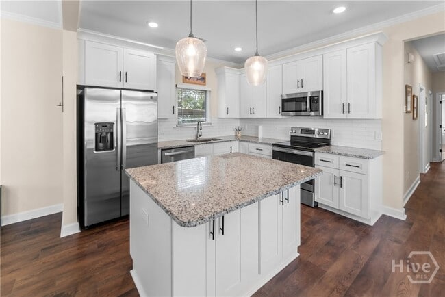 Building Photo - 1403 E Anderson St