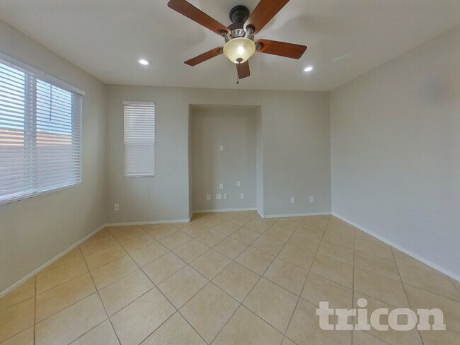 Building Photo - 10119 Deep Glen St