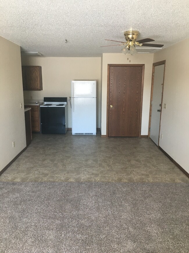 Building Photo - Kaeding Apartments - 337