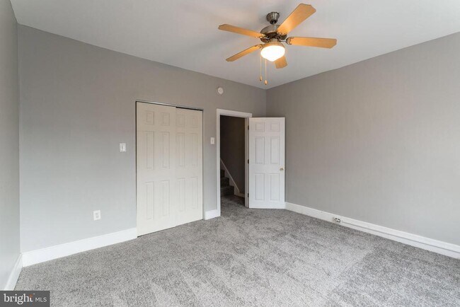 Building Photo - 3943 Terrace St