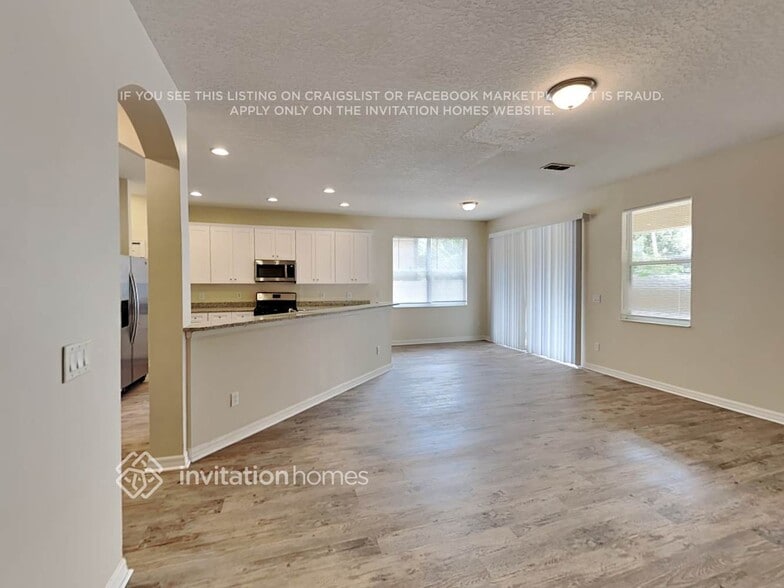 Building Photo - 8735 McCormack McRae Way