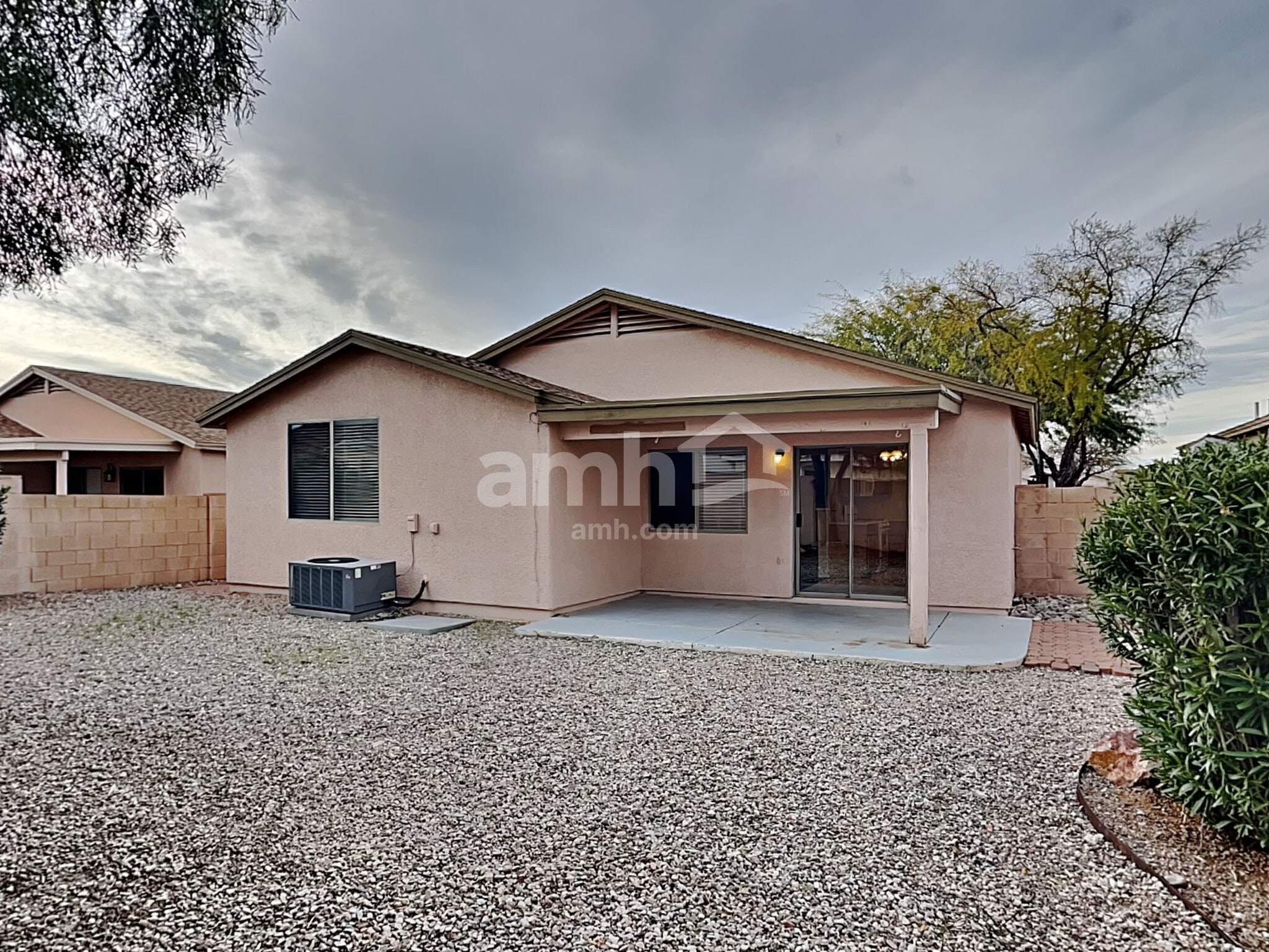 Building Photo - 8271 S Via del Forjador