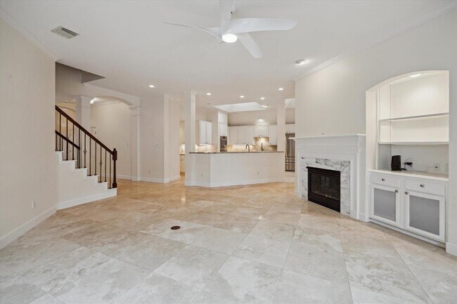 Building Photo - 1215 Campton Ct