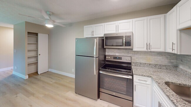 Updated Kitchen - The Courtyard of Oakley