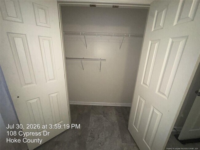 Building Photo - 108 Cypress Dr