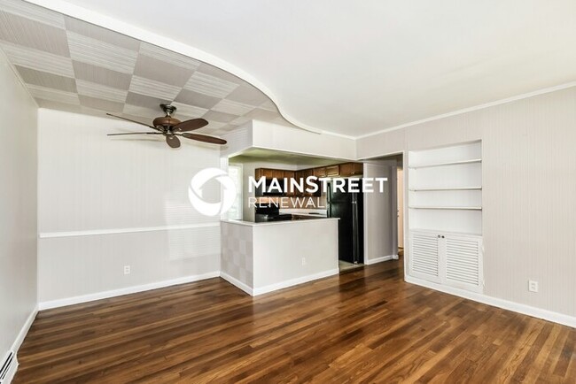 Building Photo - 9839 Monarch Dr