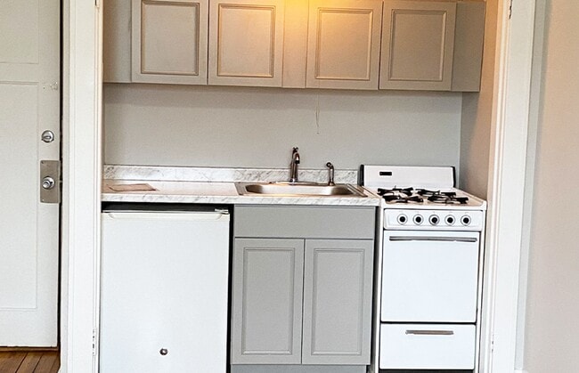 Interior Photo - The Jonathan