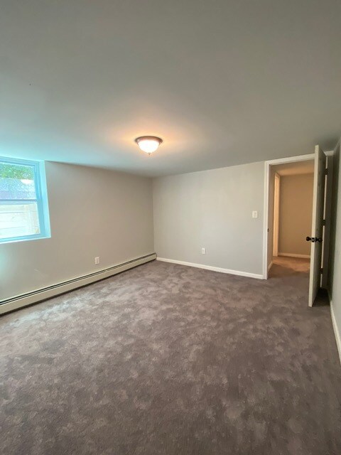 Building Photo - 24 Huxley Ave