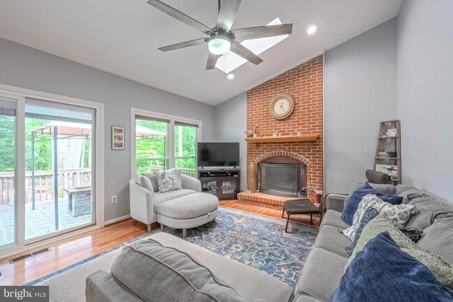 Building Photo - 3961 Stirrup Ct