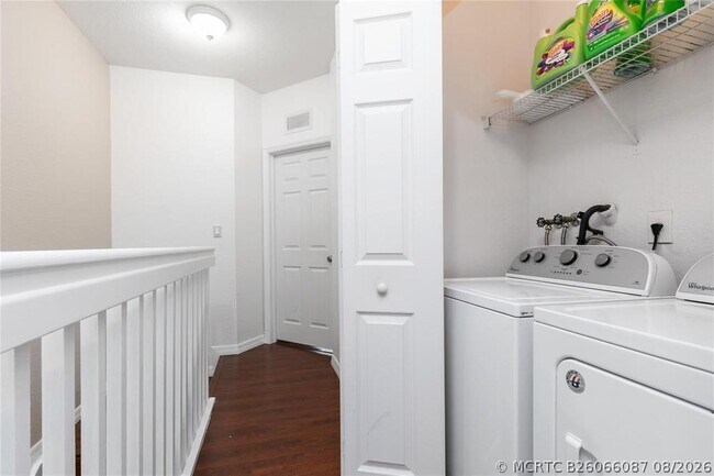 Building Photo - 4408 Woodland Cir