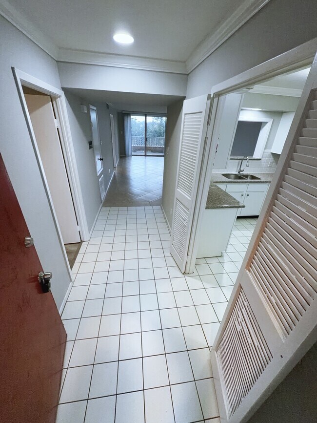 Building Photo - 2210 Dorrington St