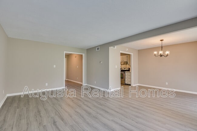 Building Photo - 1674 Goshen Rd