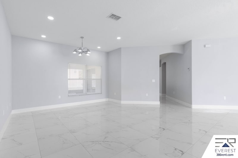 Building Photo - 45 Bruning Ln