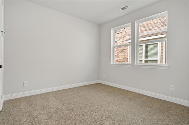 Building Photo - 124 Spanish Bluebell Dr