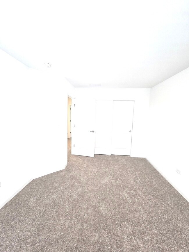 Building Photo - 14952 Dyer Ln